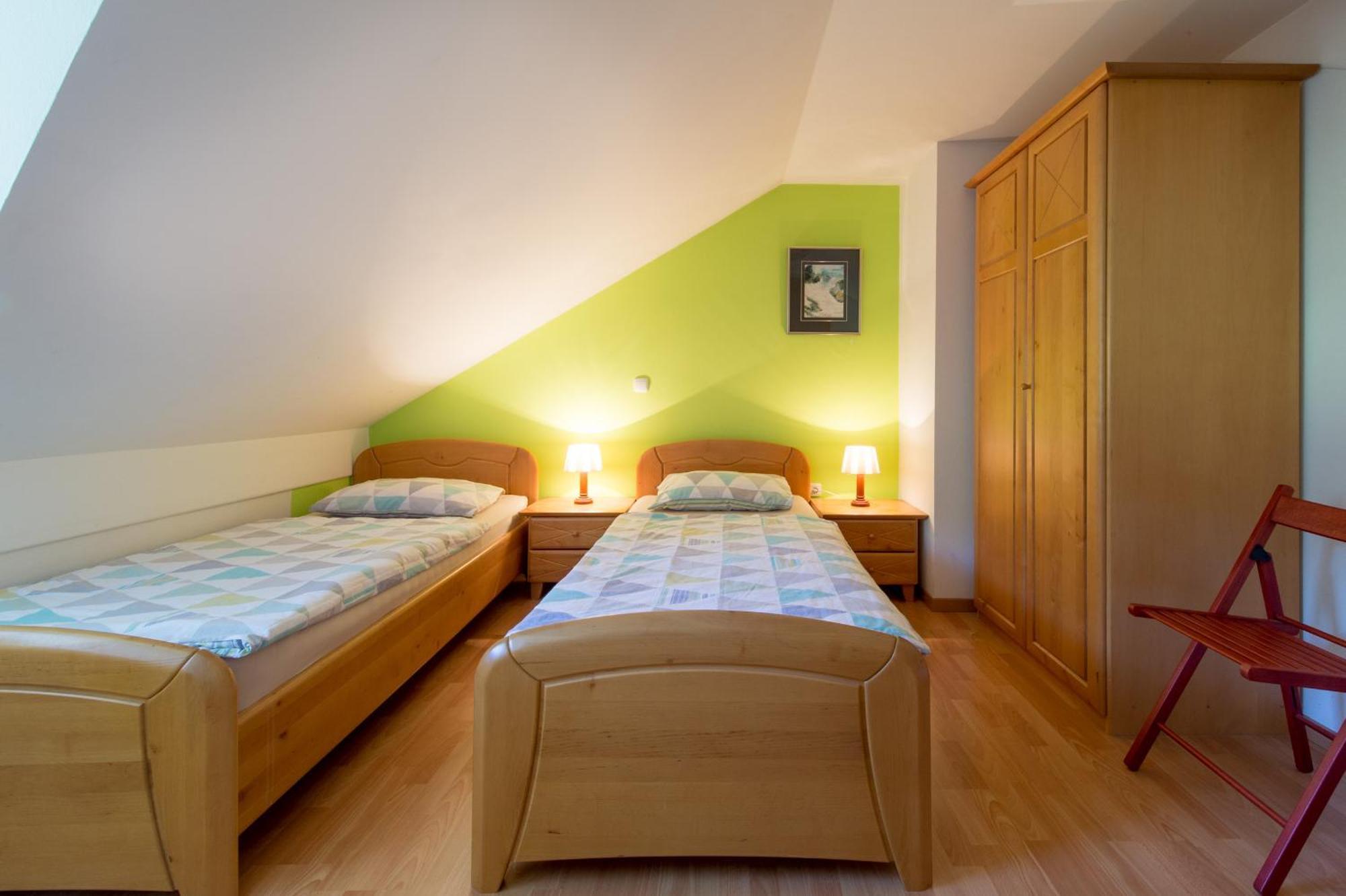 Apartments Jaka Dolenjske Toplice Room photo